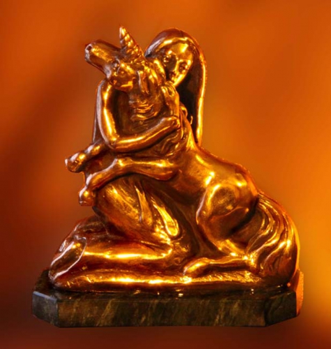 "Дама и единорог" скульптура из бронзы