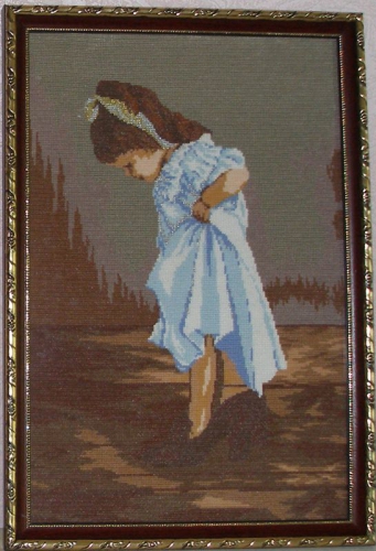Вышитая крестом картина "Мамины туфли"