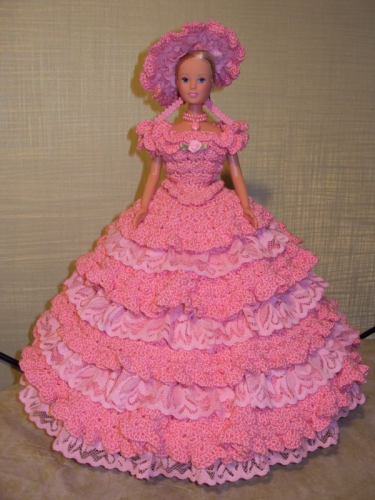 Кукла в вязаном платье "Очаровательная южанка"