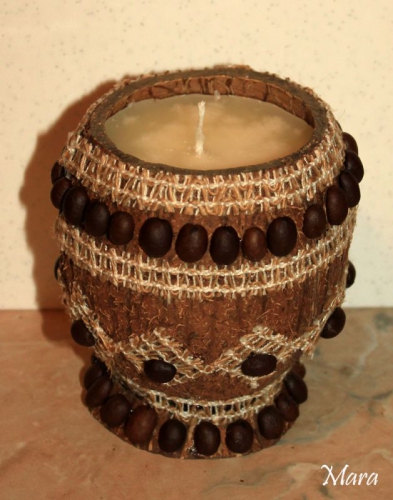 свеча кокосовая с декором